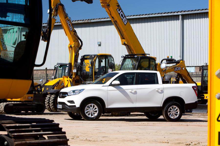  SsangYong Musso EX 2018 года  (UK) (фото 5 из 32)
